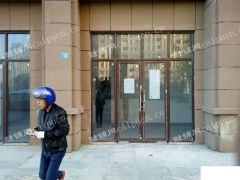 小区门口门面大投资自己做生意都可以