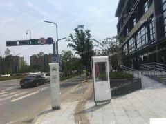  出售建邺江心洲临街门面