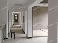 虎距路沿街旺铺出租，河海大学对面，国防园旁。