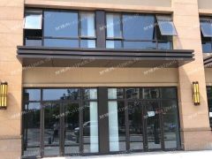 燕子矶核心地铁口30平小金铺，学校医院住宅围绕！现铺